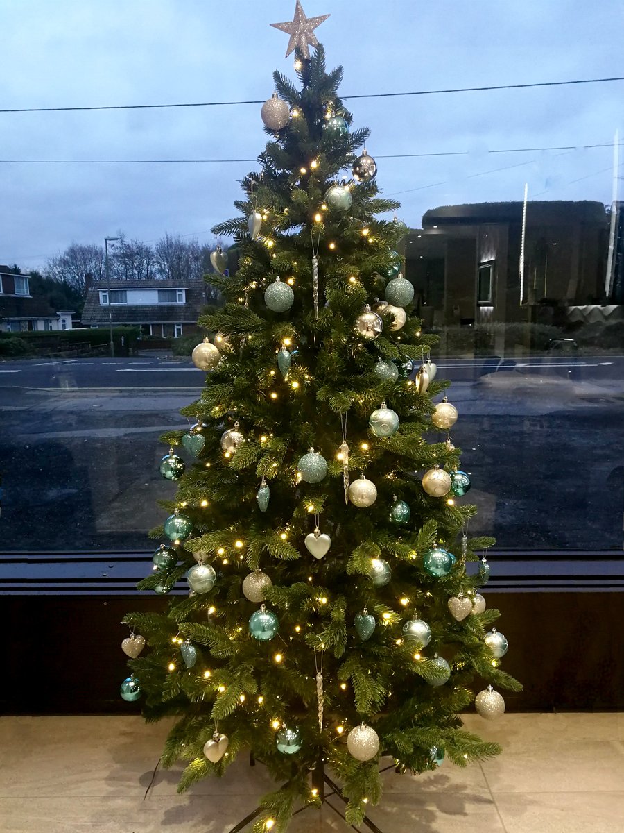 Curtis_Bros's tweet photo. We are really getting into the Christmas spirit at the showroom today! We've decorated the tree and it looks like we're on Santa's good list with our bath full of goodies! 

#Christmas #spirit #bathroom #showroom #ChristmasTree https://t.co/t7mGFHnxbb