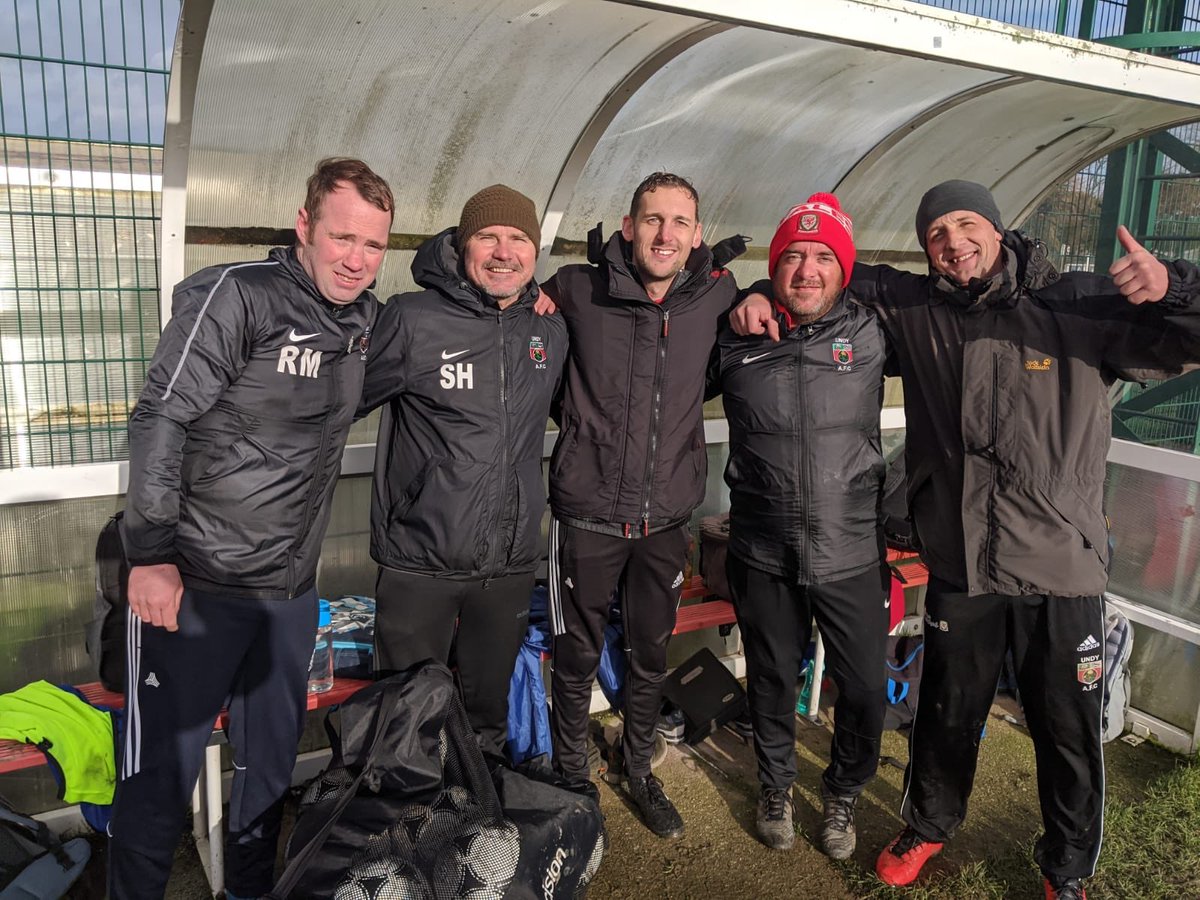 UndyAFC's tweet photo. Congratulations to five of our junior coaches who completed their @FAWCoachEd C Cert on Sunday 👏 @rhys13morgan Sean Horler, Michael Stone, Mike Davis, and Ed Seman.

We now have C Cert coaches in all age groups from U7 to U14 with more planned for next year.

#onecluboneundy https://t.co/NjTmHEKOzh