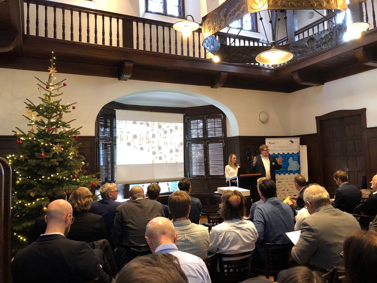RainerEn1's tweet photo. C/Sells Regionalkonferenz in Ulm - Thema ist u.a Die Umsetzungshürden der Demoprojekte ⁦⁦@Csells_SINTEG⁩ #TransnetBW https://t.co/7J3YO5qC6O