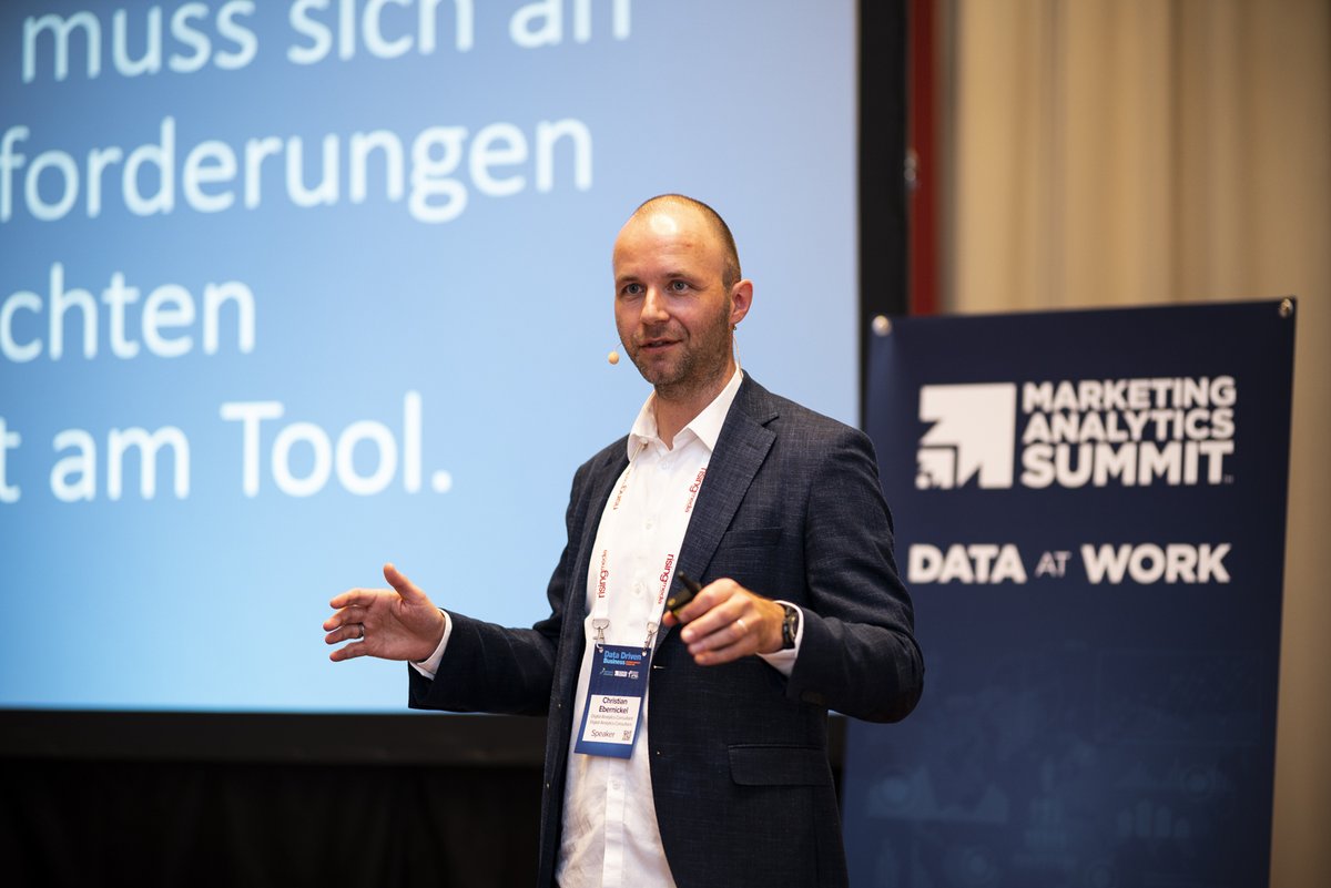 Jetzt gibt's ein Video von der Session auf der Data Driven Business in Berlin: "Mehr als Feel Good Reporting" youtu.be/_HKzg27bywo