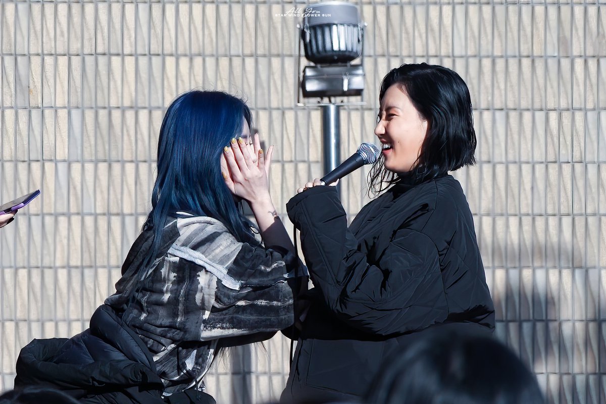 MMM_AllYou's tweet photo. 191129 뮤직뱅크 미니팬미팅

#마마무 #휘인 #화사 #MAMAMOO #WHEEIN #HWASA https://t.co/trzDCJMwjg