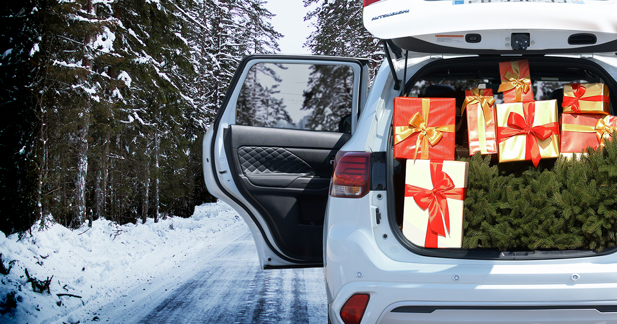 Quel est le meilleur moyen de rapatrier vos cadeaux de #Noël à la maison ? L'#OutlanderPHEV bien sûr ! 
#DriveYourAmbition

mitsubishi-motors.fr/mitsubishi/nou…