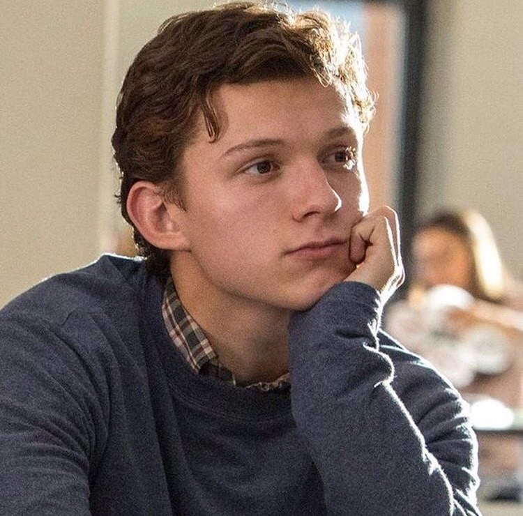 blytheskindred's tweet photo. Me: I don't have a type
Also me: ass belongs solely to boys with curly brown hair https://t.co/wprCj6xAUF