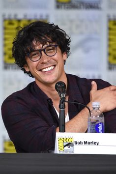 blytheskindred's tweet photo. Me: I don't have a type
Also me: ass belongs solely to boys with curly brown hair https://t.co/wprCj6xAUF