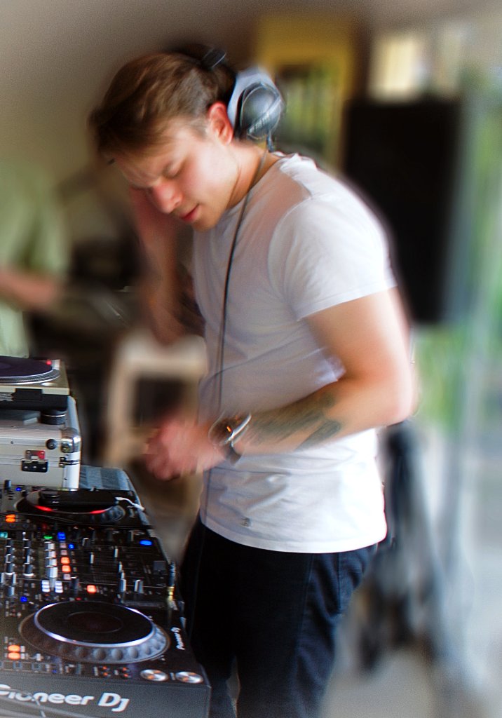 VolterockReview's tweet photo. Jconn in the mix!
#djing #inthemix #ocdj #orangecountymusic https://t.co/HV0TBweBOk