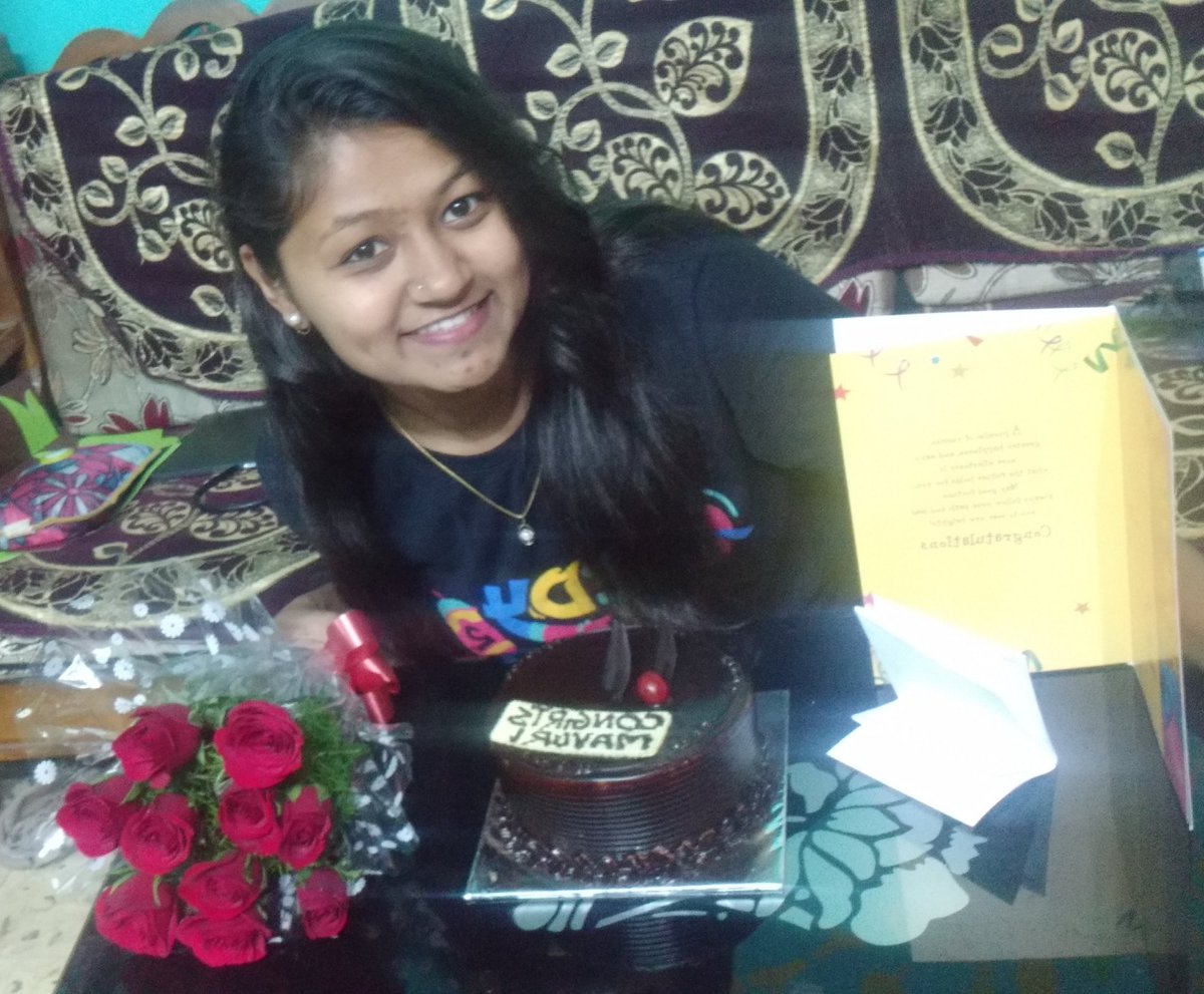 Thank you so much <a href="/qed42/">QED42</a> for making my 1st work anniversary so special😄.
With beautiful flowers 💐with greeting card and yummy cake 😋. Thank you so much everyone your wishes made my day.#workanniversary #manymoretogo