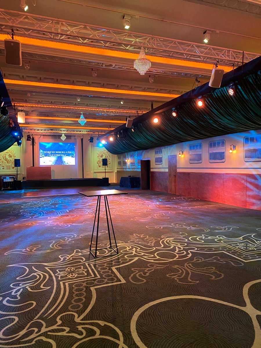 Conference_Care's tweet photo. It’s a wet and windy Tuesday, but the rain can’t stop our London Consultant Aimee who is out today doing site visits in the city - First stop @8Northumberland what a beautiful venue! #CCLDN #venuefinding #eventprofs #london https://t.co/ZbrY6rVKU3