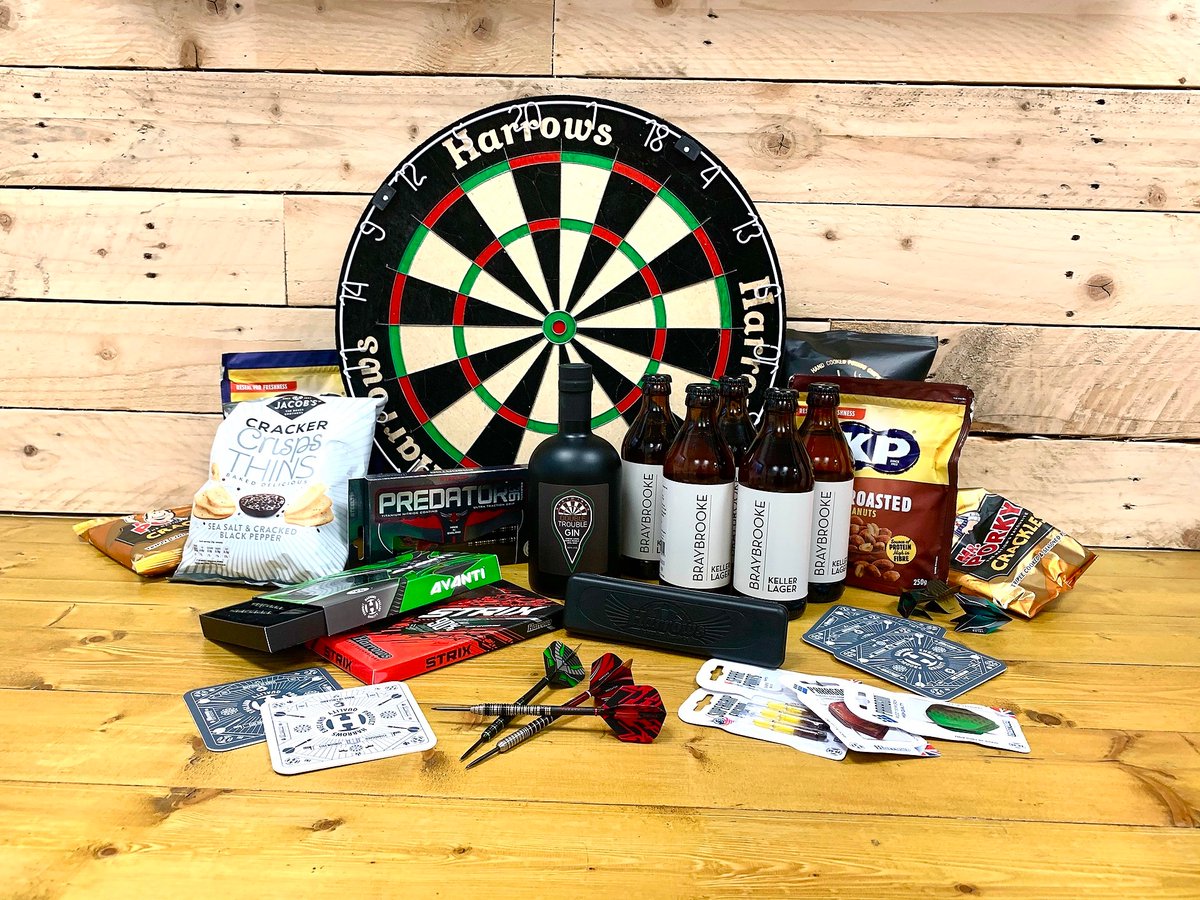 HarrowsDarts's tweet photo. 🎯All set for the World Champs this week? If you would like to WIN all you need for an excellent festive darts night in, check last Friday's competition post. 

You could win all this and more... winner to be picked at random on Wednesday! Cheers! 🍻 https://t.co/448Shwzl8S