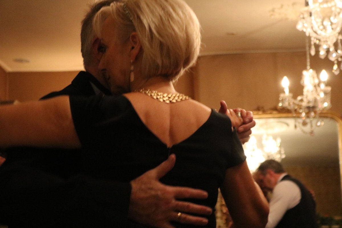tangomalvern's tweet photo. Tango Malvern Christmas #Milonga Sunday 15th December 6.30-10.30pm @Elmsliehouse Great Malvern,
book tickets now £12, numbers limited. Set to be a very special night !
DJ Dante @tangodante https://t.co/2v3L2jcqmI