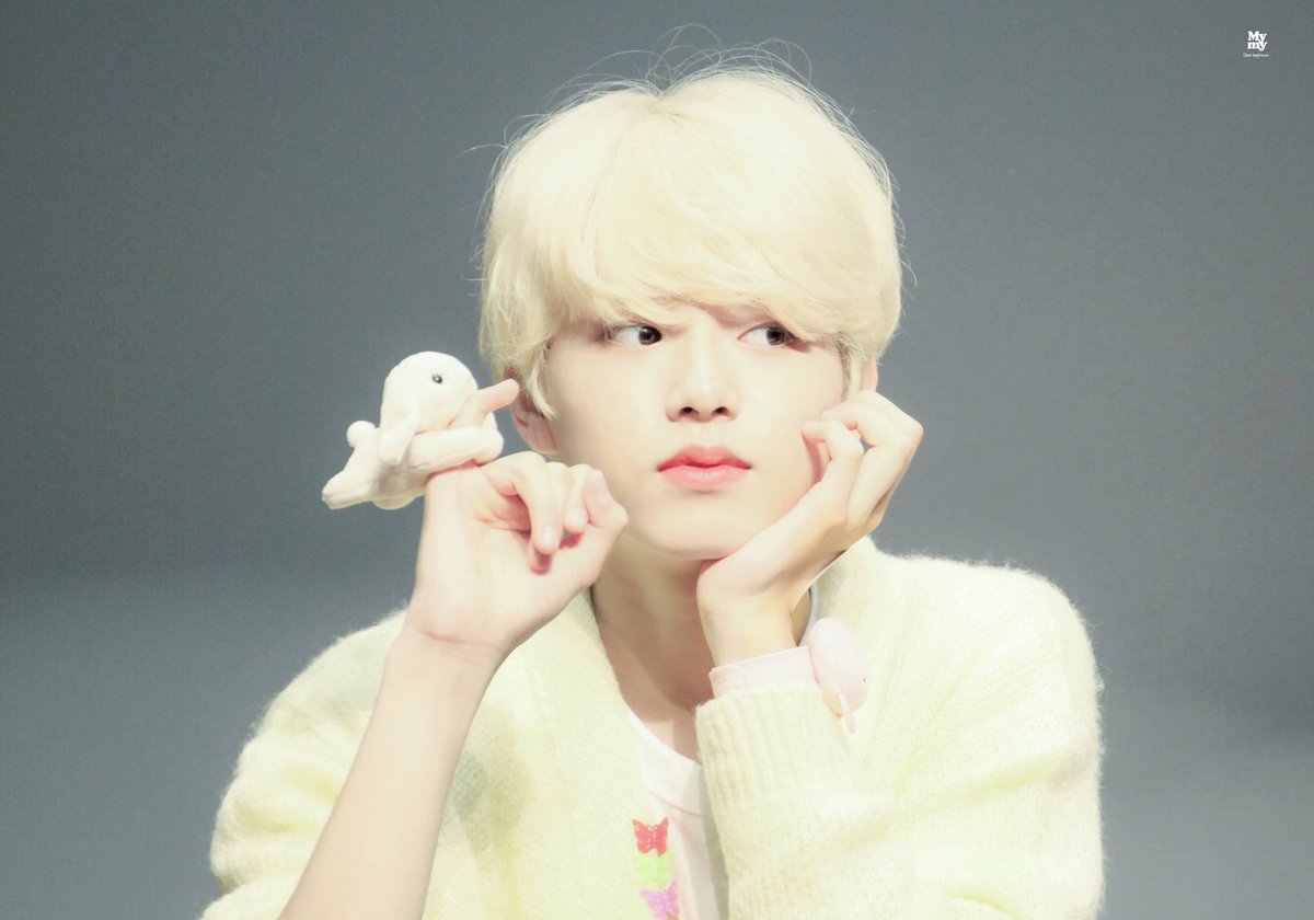MYMYJINWOO's tweet photo. 190921 
겨울의 진우도 보고 싶다🌨

#이진우 #틴틴 #イジヌ #teenteen https://t.co/l9SSyJOGx0