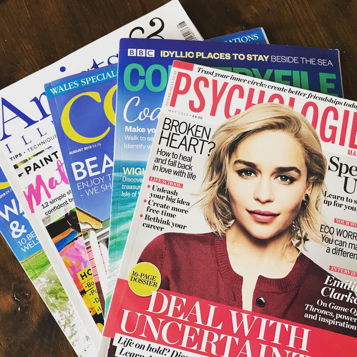 Alice_Writer's tweet photo. Working on a long overdue update of my website’s portfolio page. It seems like a good time of year to look back on some of my favourite features of 2019. #freelancewriter #freelancejournalist #featureswriter #publishedwork #portfolio https://t.co/KsYg4uHsOb
