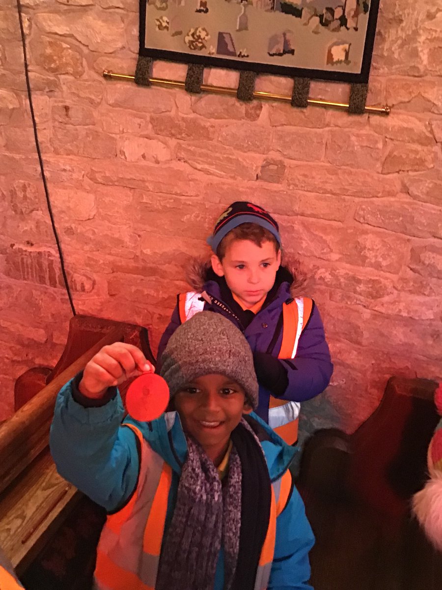 SparrowsMPS's tweet photo. We wrote our hopes and wishes on baubles for the tree. https://t.co/3L5kLj8IXH