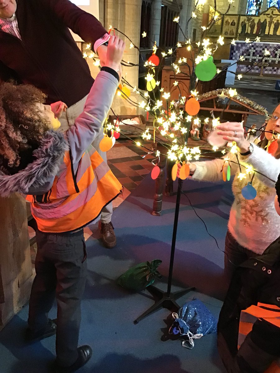 SparrowsMPS's tweet photo. We wrote our hopes and wishes on baubles for the tree. https://t.co/3L5kLj8IXH
