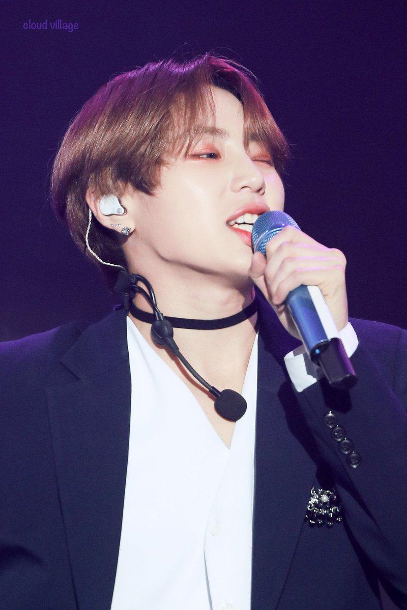 심야아이돌 시작전 잘생긴 성운이 다시보기♥♥ˎ₍•ʚ•₎ˏ

cfile26.uf.tistory.com/original/99B58…
cfile8.uf.tistory.com/original/99DA1…
cfile10.uf.tistory.com/original/99874…
cfile24.uf.tistory.com/original/99FF7…

#하성운 #성운 #HASUNGWOON #sungwoon #河成雲 #ハソンウン #ซองอุน