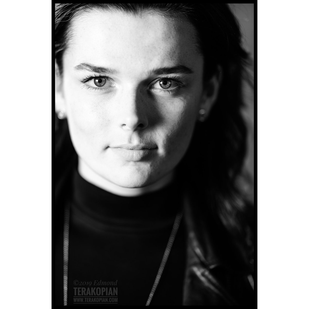 Portrait test shot using a Sigma fp & Sigma 135mm f1.8 DG HSM ART lens. Swipe for closeup crop. #portrait #lmountalliance #sigmafp #sigmaimaging #sigmaimaginguk #face #model @SigmaImagingUK @Sigma_Japan #sigmaphoto #sigmaart135mm #sigmaartlens #bw #monochrome #madeinaizu #beauty