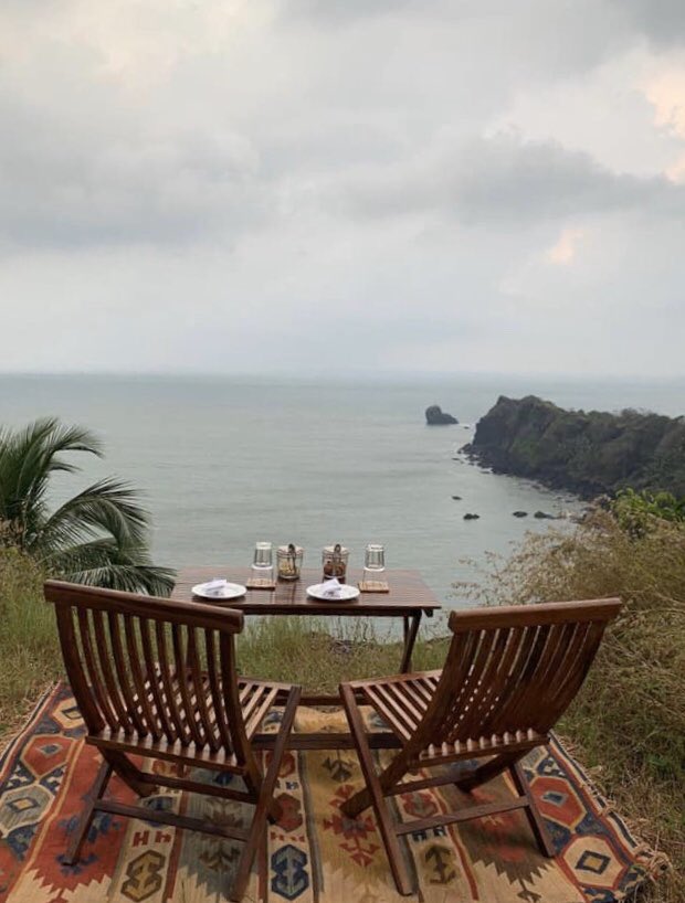 When you are immersed in #nature with a gorgeous view of the cliff and the azure waters of the #ArabianSea The tranquil setting provided by @CaboSerai is more than ideal 💕 #CuratedExperiences #Blessed #Goa #Wanderlust #BarefootLuxury #Getaway #IncredibleIndia #MayaSpeak