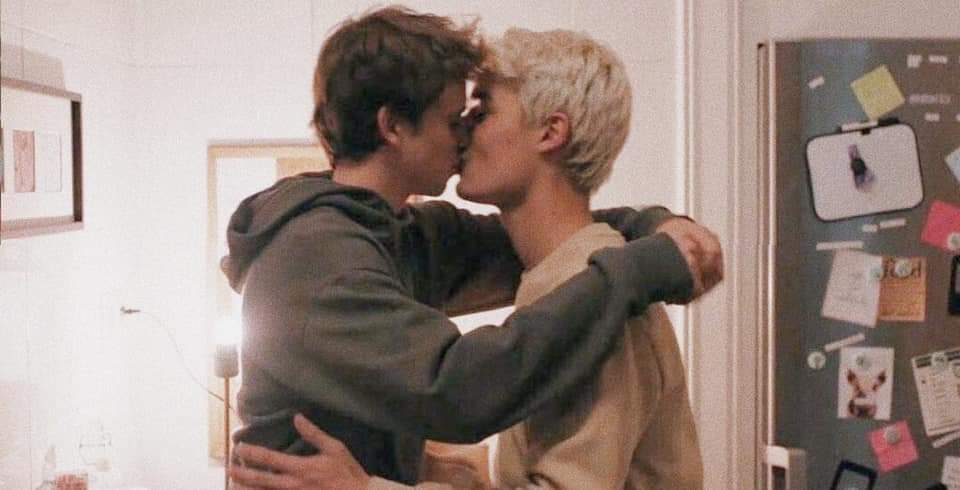 esvpm's tweet photo. "olvida lo que te dije, tuve tiempo de pensarlo, y te quiero"
#wtfock https://t.co/sOQMTh5jzK