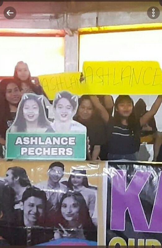 tansolidoff's tweet photo. hala ka diha ano to?😂😂😂😂 may naligaw?ano yan cartolina?grabe nman mga to di na naawa sa mga sarili nila at napag tatawanan lng ng iba don.paawa epek ang pucha.😂😂😂 https://t.co/T60MHVT3bW