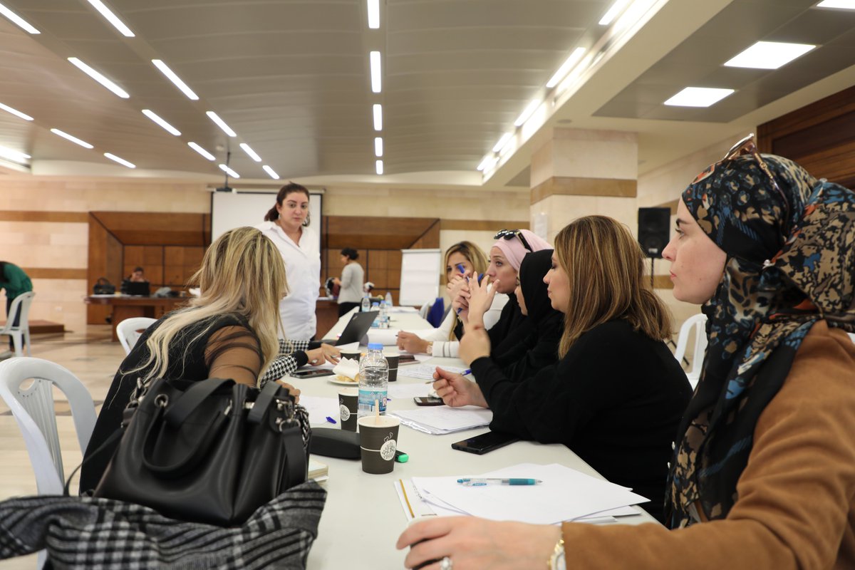 meier_matias's tweet photo. At @RescueOrg last month, we trained 25 lawyers from the #Tripoli Bar Association in #Lebanon on following up on cases of children affected by conflict or children who are in contact with the law.
#IRC4Impact https://t.co/77QggoOuga