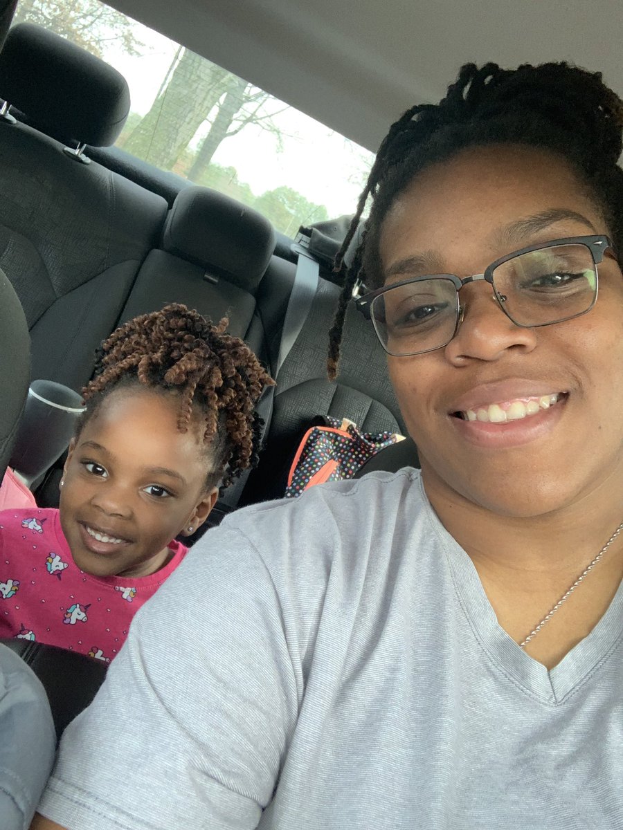 juicy_brat919's tweet image. Morning with my princess Cali #SchoolFlow