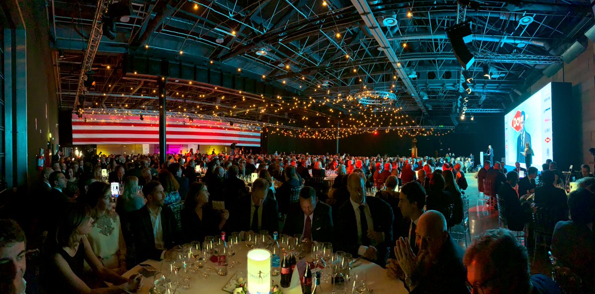 jaribeni's tweet photo. Splendida serata #Transatlanticdinner di @AmChamItaly - ricca di incontri, ottima la cucina di @DAVIDEOLDANIDO e anche lavoro con @PariterPartners e @Elli_Mat https://t.co/0NDYUWzdwV