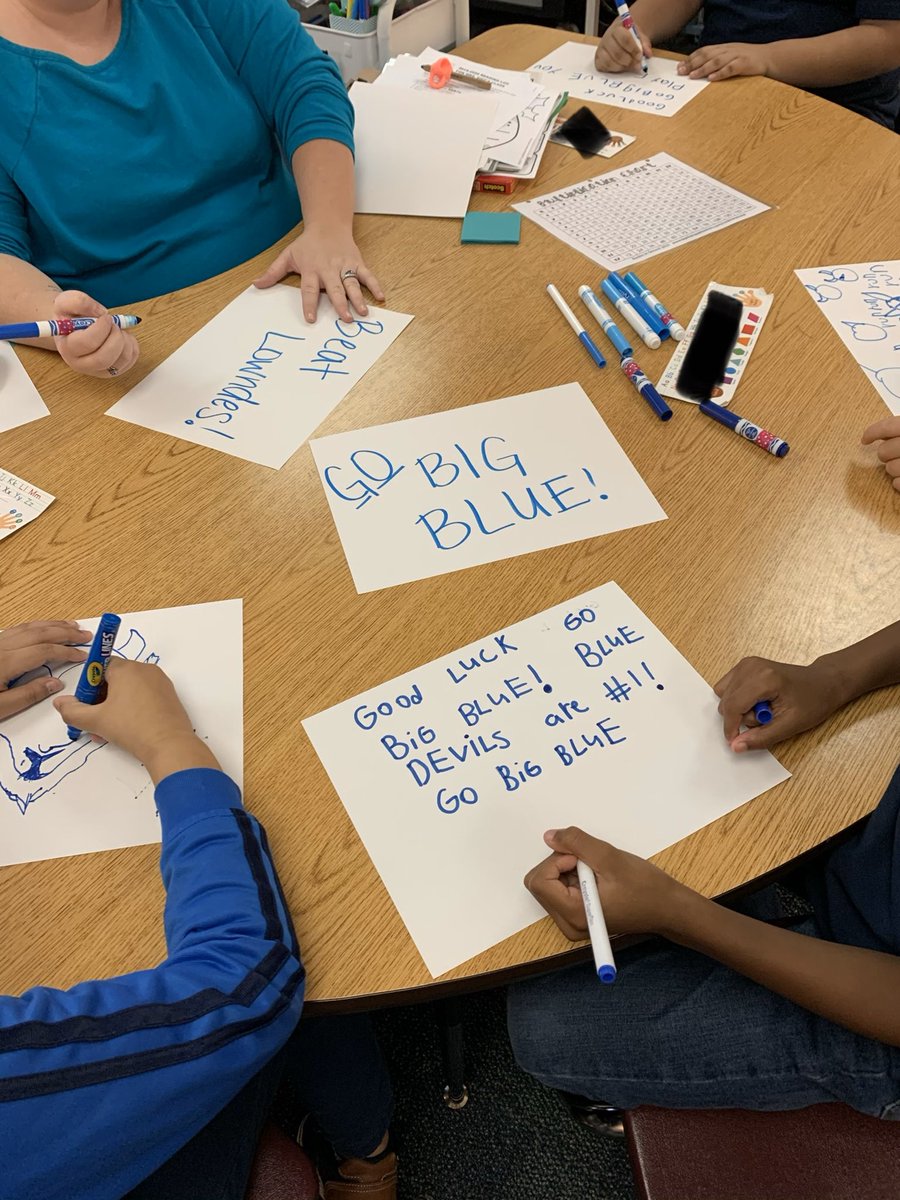 MCS_PBISClimate's tweet photo. Mrs. Padgett’s class showing their #bluedevilpride at West Side Elementary! #gobigblue #mariettacityschools #bluedevils https://t.co/Tf2E8H56FK