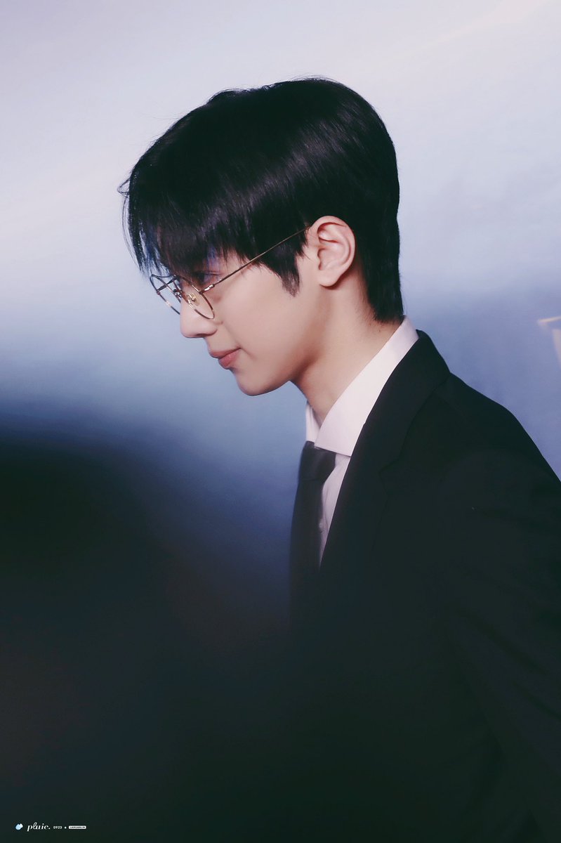 pluie0923's tweet photo. 191210 风格大赏红毯

#라이관린 #賴冠霖 #LaiKuanlin https://t.co/l4nCqcVjnp