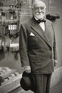 Perfumative's tweet image. La trayectoria de Lancôme es historia viva del perfume francés. perfumative.es/perfumes-lanco…