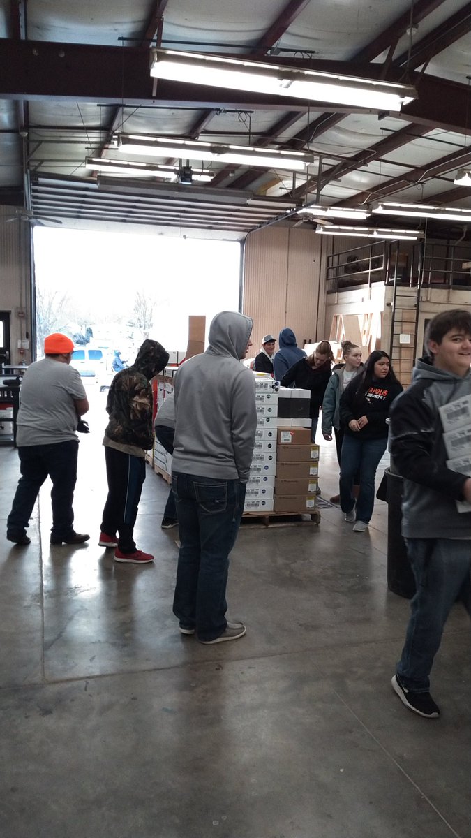 And so it begins. #mepoclassroom #fruitsales19 #mepoffa