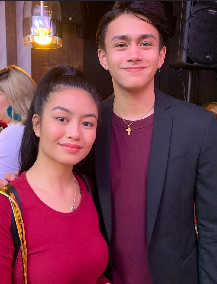willcatchyy's tweet photo. Maaaa Nakakaiyak tlgaaaaa. :(( yung Pag announced tlga next  ma
g perform LOVETEAMS - Ashtan is Officially part of Loveteam! Ashtan Done to perform with the biggest loveteams. :)) Ashtan layag sa Araneta 
@ashdlmundo |@tanredroncal 

#MasayAshTanSaAraneta | ASHTAN ShinesAtAraneta https://t.co/CwRZ2kM2JG