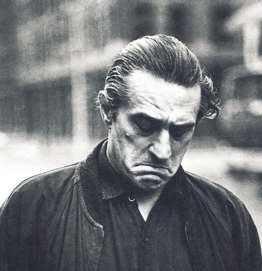 Robert De Niro n'est pas en nomination aux Golden Globes. 

Al Pacino, Joe Pesci, le film Irishman, le réalisateur Scorsese, meilleur scénario, etc. sont tous en nomination. Mais pas De Niro. WHAT THE ACTUAL F*CK?

Ok, Joker va tout rafler, on le sait. Mais quand même!