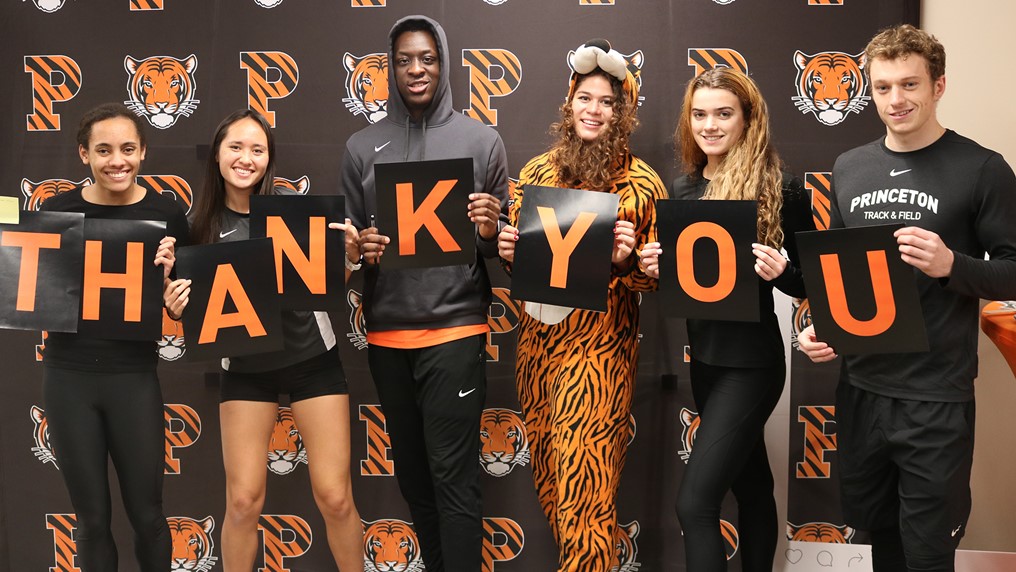 princetonpause's tweet photo. .@princetonalumni, parents and friends were invited to join the hunt for Princeton’s 500th Ivy League championship on #TAGD, a Giving Tuesday challenge dedicated to supporting Princeton’s 37 varsity teams.

https://t.co/x6SXO4fcMu 
@PUTIGERS https://t.co/xn0kSblxRy