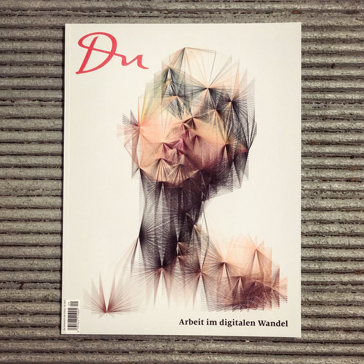 Ioannis Martinis (@ioannismartinis) on Twitter photo The magazine "Du" is already a piece of art itself. But I totally fell in love with the actual artwork «They Don’t Have This for Humans» by Norwegian artist Espen Kluge on the current cover. - Exhibition runs until January 30 <a href="/KateVassGalerie/">Kate Vass Galerie</a> #art #contemporaryart #digitalart The magazine "Du" is already a piece of art itself. But I totally fell in love with the actual artwork «They Don’t Have This for Humans» by Norwegian artist Espen Kluge on the current cover. - Exhibition runs until January 30 <a href="/KateVassGalerie/">Kate Vass Galerie</a> #art #contemporaryart #digitalart