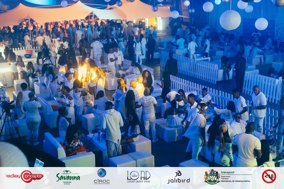 GoodSundae's tweet image. 🚨 DURBAN SUMMER ALERT 🚨

Dubane’s number 1 Lifestyle Event @goodsundae #AllWhiteDayParty is back yet again this Summer ☀️🌊 A Day Party experience like no other. 
📆 SUNDAY 22 DECEMBER 2019
More details coming soon.
#GoodsundaeAllWhite #AllWhite2019 #DurbanHasMore #TellAFriend