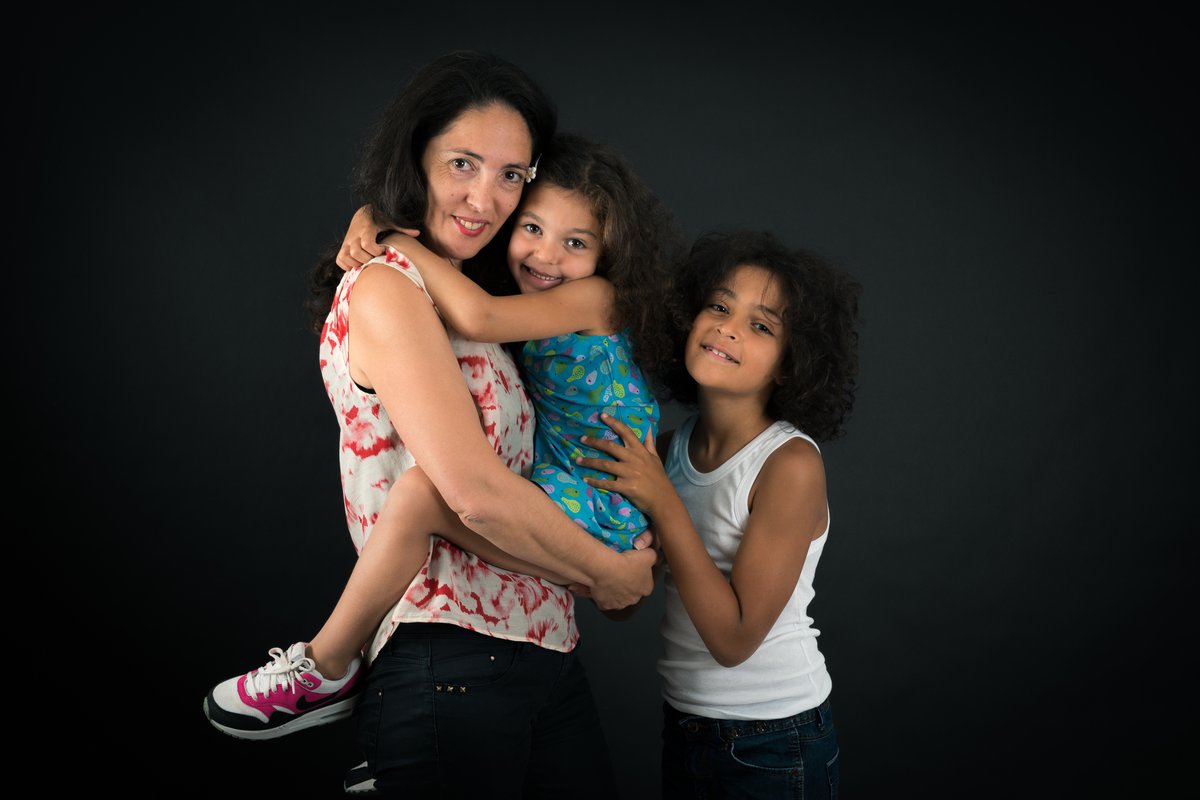 ISOTIS_Project's tweet photo. Happy #HumanRightsDay!

Aiming to give voice to culturally and linguistically diverse families on their well-being and inclusiveness, our team interviewed parents and children in 10 European countries. The results are now available here: https://t.co/WpepXlZfIj https://t.co/ELeOLz7pxQ