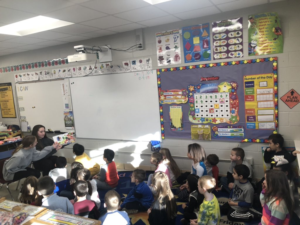 Kimberlyt_721's tweet photo. Beta and Suco are sponsoring a Kindness campaign!    The first graders are listening and answering questions about kindness!! #bekind #firstgraderocks #vikingslearn https://t.co/j5QitJM01r