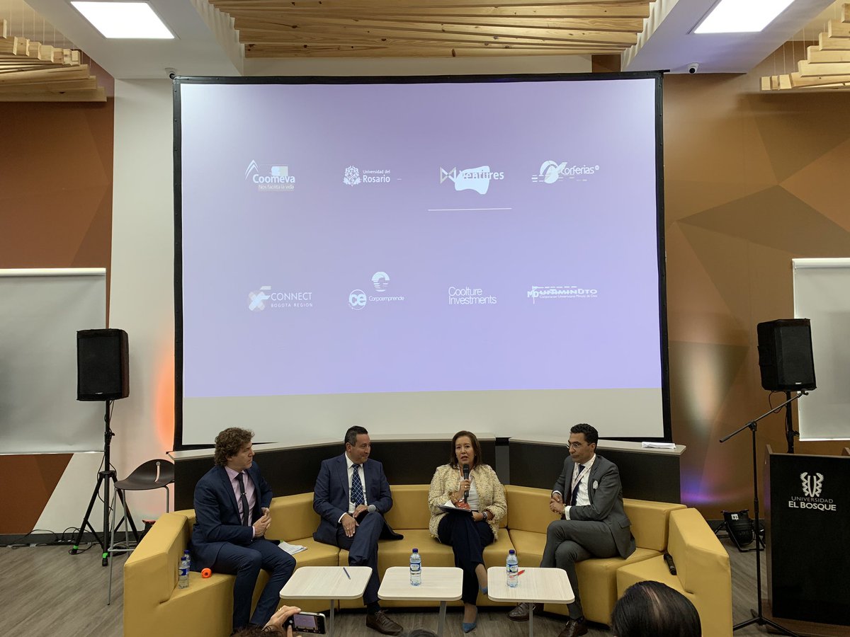 InnpulsaCol's tweet photo. “Vamos a acompañar a los emprendedores junto a #iNNpulsa para que tengan acceso a pólizas de cumplimiento, asistencias jurídicas y tributarías que son importantes en este recorrido como emprendedor” Paula Ruiz Marquez, Gerente Regional Centro en Seguros SURA #CEmprende 🤝 https://t.co/UG2j36VdMB