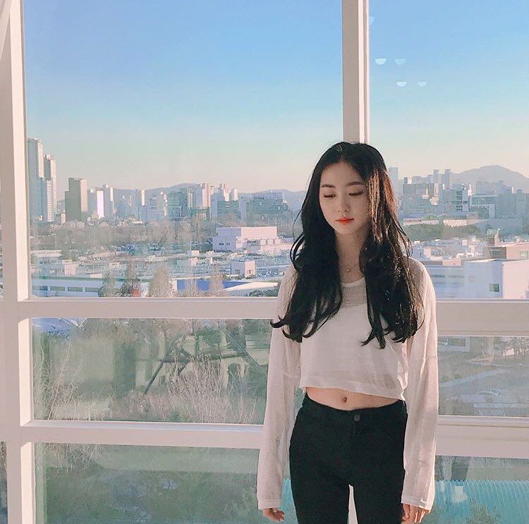 Kyung_Dingdong's tweet photo. ☀️ If you can't find a sunshine, be the sunshine ☀

#heart ㅡ lil penguin for you
#rt ㅡ more lil penguins will appear https://t.co/cu1Sflyb2X