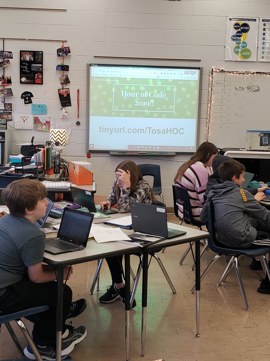 JUdvare93's tweet photo. Hour of Code today for math! #tosacodes #tosaproud https://t.co/pcDbC48H0w