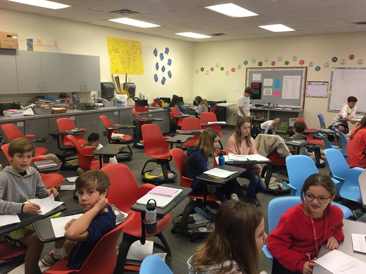 Starting our multiply/divide fraction project! Can’t wait to see the finished projects these creative students come up with!! <a href="/moranstx/">Skip Moran</a> <a href="/LeidnerScience/">𝕄𝕖𝕝𝕚𝕤𝕤𝕒 𝕃𝕖𝕚𝕕𝕟𝕖𝕣</a> <a href="/MISHPISD/">MIS HPISD</a>