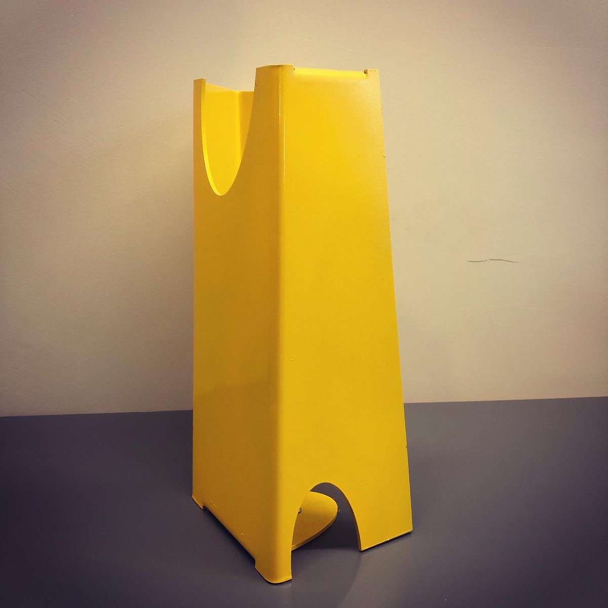 ScalarArch's tweet image. scalar_architecture
Work in progress - multistory furniture on a new multistory project- studies on structural planes / digital fabrication
#wip #scalararchitecture #laserfab #millwork #furniture #digitalfabrication @ScalarArch