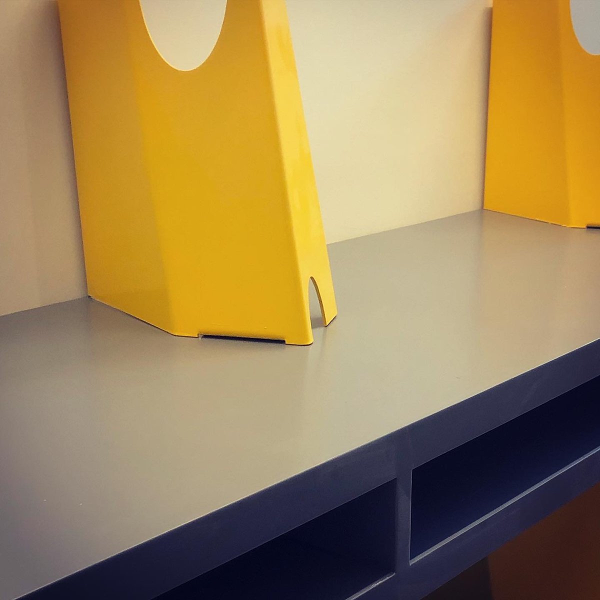 ScalarArch's tweet image. scalar_architecture
Work in progress - multistory furniture on a new multistory project- studies on structural planes / digital fabrication
#wip #scalararchitecture #laserfab #millwork #furniture #digitalfabrication @ScalarArch