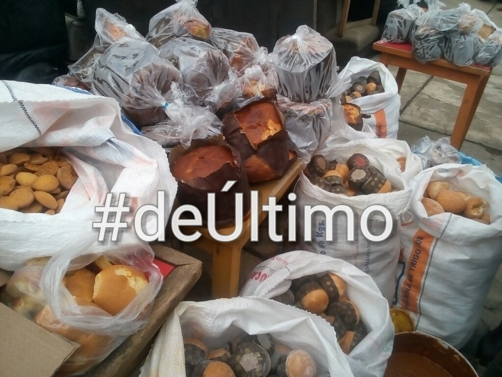 lunasillerico's tweet photo. #deÚltimo
#ElAlto
La intendencia de #ElAltoAlcaldia intervino tres industrias panificadoras de donde se decomisaron alrededor de 1500 productos para la temporada que no ofrecían las condiciones de almacenamiento e inocuidad, los mismos serán destruidos este miércoles https://t.co/WJ43wKMebE