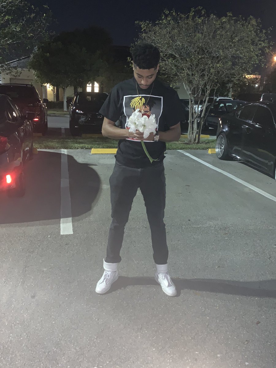 Flysocietyaeron's tweet photo. GONE BUT NOT FORGOTTEN 
@YUNG_R3 
💉💉💉
@YUNG_R3 https://t.co/nFh4HyW1pN