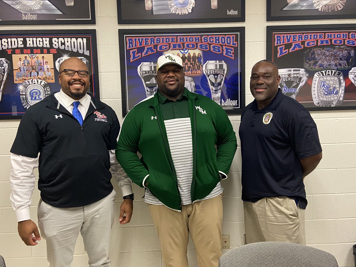 andrejones1185's tweet photo. It was a great day for high academic student athletes as @DLRunStoppers and @WMTribeFootball stopped by with our Rams! Always appreciate you Coach Carter and the morals and class that you recruit, @CoachMikeLondon made a great choice #gogo #gotribe https://t.co/pQ4Co9CLVs