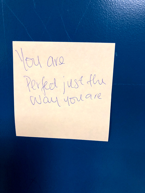 HDCH_Info's tweet photo. Students have been busy spreading messages of love and encouragement to their peers. #whyHDCH https://t.co/JUZPJWvONH