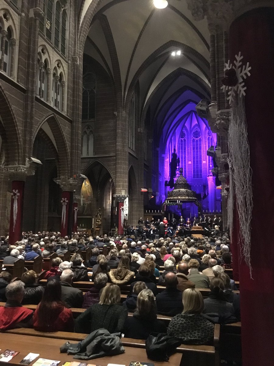 Peter Pot (@peterpot11) on Twitter photo Volle Dominicanenkerk bij prachtige Classical Christmas met The Bach Choir & Orchestra. <a href="/beleefklassiek/">Beleef Klassiek</a> Volle Dominicanenkerk bij prachtige Classical Christmas met The Bach Choir & Orchestra. <a href="/beleefklassiek/">Beleef Klassiek</a>