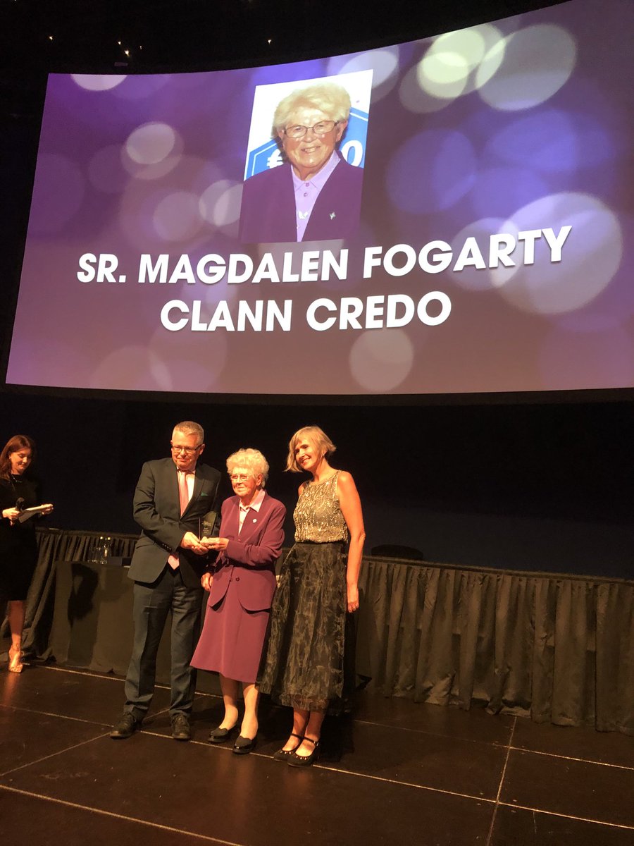 Emernib's tweet image. So so proud of Sr Magdalen being awarded Trustee of the Year at the #charityimpactawards for founding ⁦@Clann_Credo⁩. Please retweet