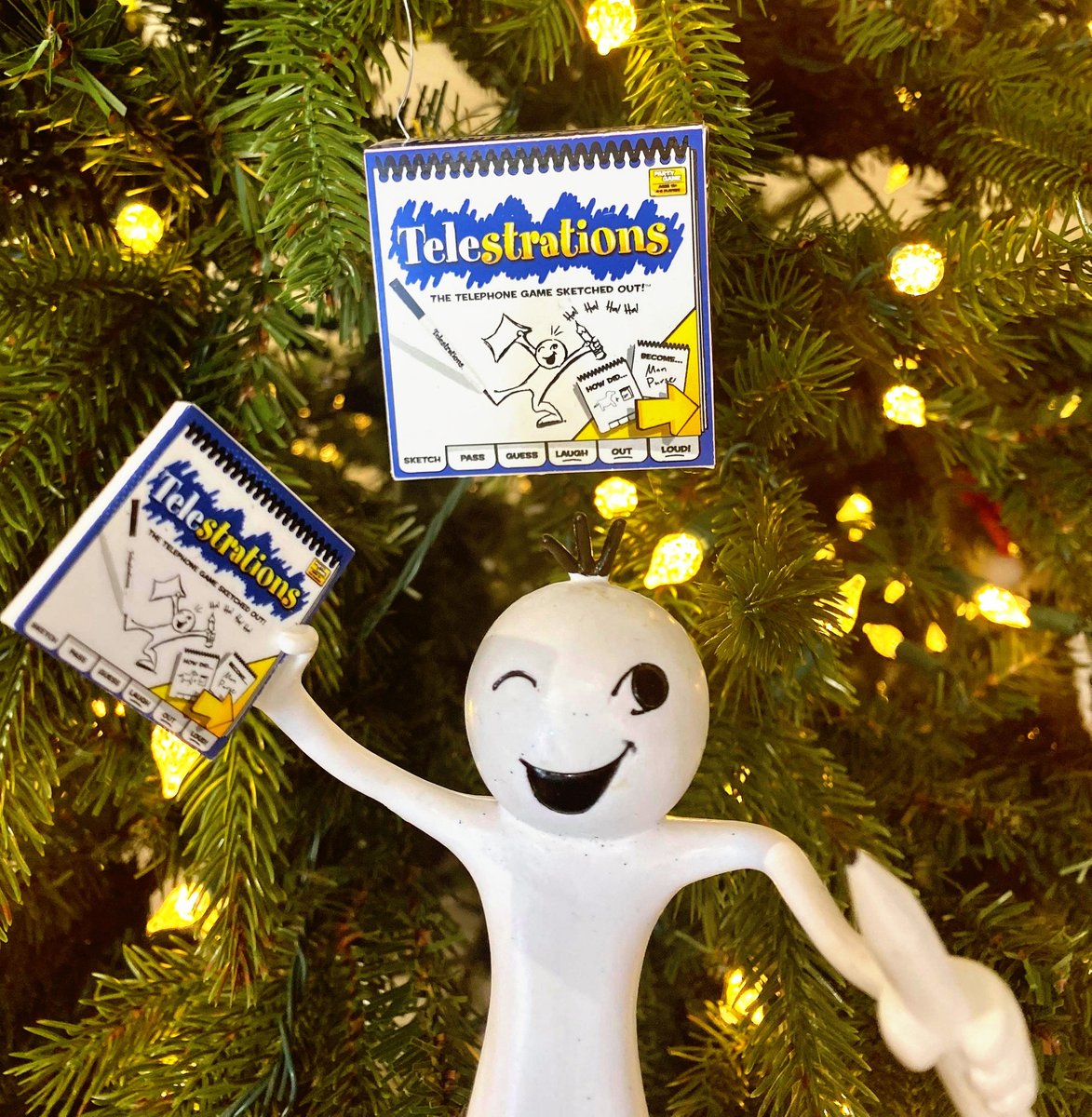 TheOpGames's tweet photo. "Deck the halls with tons of laughter FA LA LA LA LA!" πβοΈ #TelestrationsTuesday β
Find out why millions of people have already recommended #Telestrations for your holiday parties and any other gathering!
#TheOpGames #OneMillionLaughs #partygames #tabletopgames #games https://t.co/gPmvqSLctX