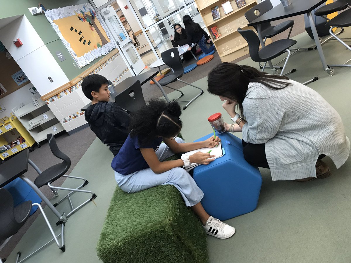 legitmrswhitt's tweet photo. Fifth grade is tackling poetry today in the @AshleyElem library! Thanks, @MissAllyMoore and @dayleyhall for thinking quick on your feet and using the biggest classroom in the school! #flexiblespace #changeitupbuttercup https://t.co/7yW66ajK5k